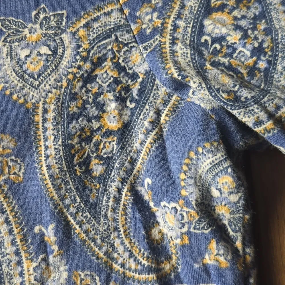 Women's Croft & Barrow blue, white and yellow paisley shirt size XXL - Picture 3 of 4